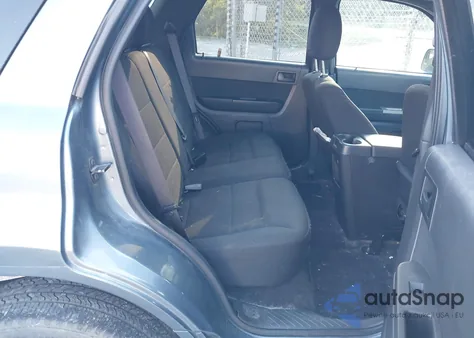 2010 Ford Escape Xlt z USA, uszkodzony, nr VIN 1FMCU9D72AKA43575